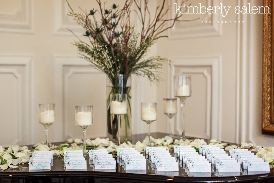 seating card table setup