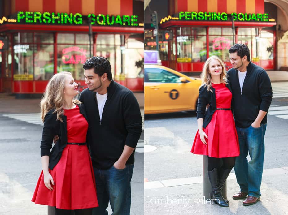 engagement photos outside of Grand Central