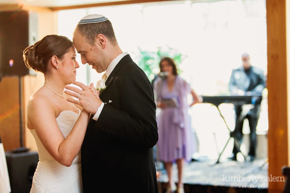 bride and groom first dance