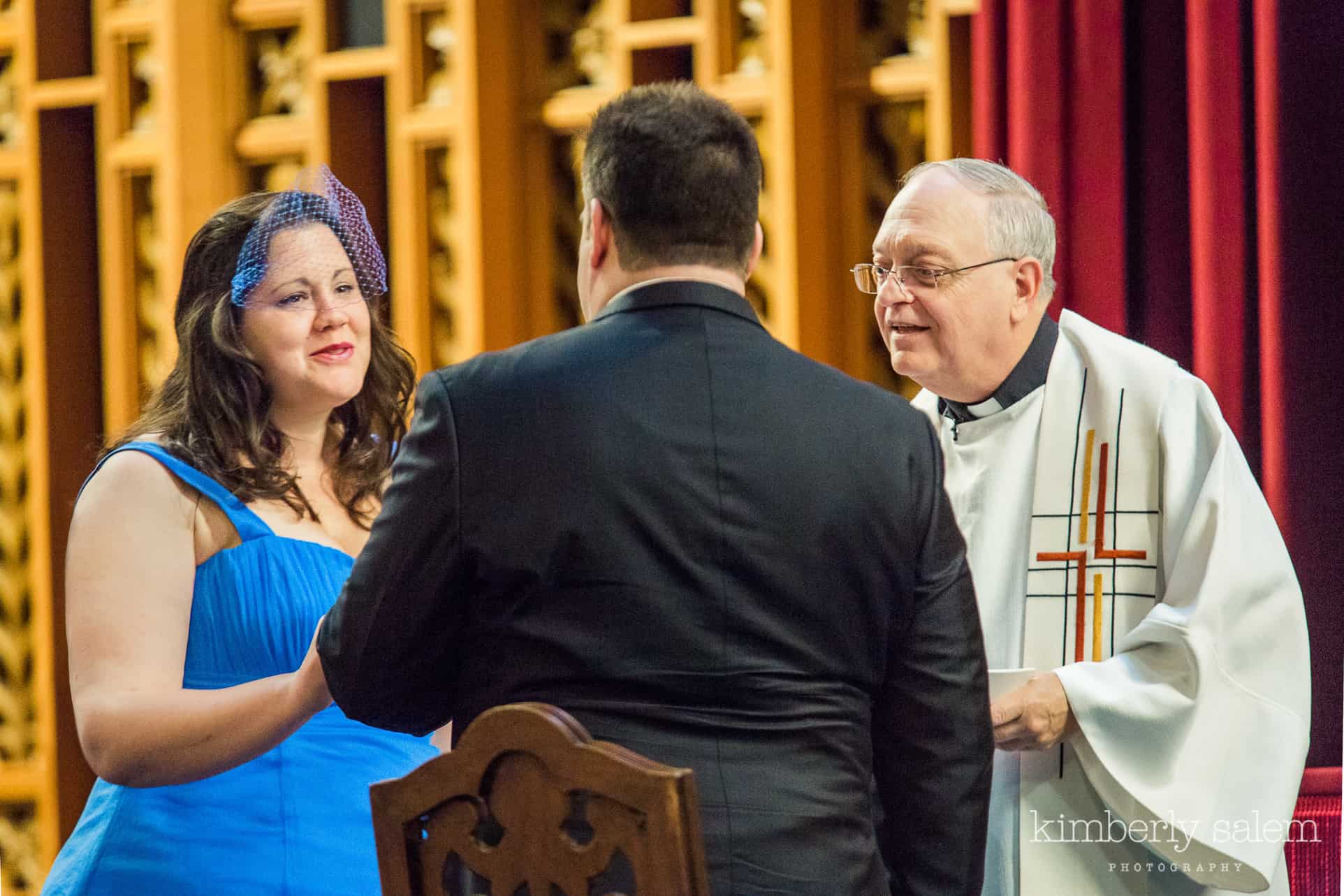 reid castle wedding ceremony with priest